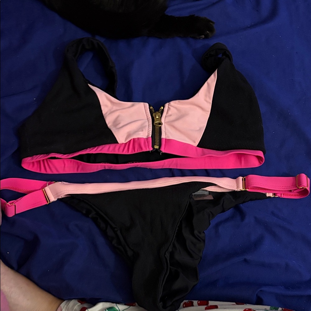 Beach bunny bikini